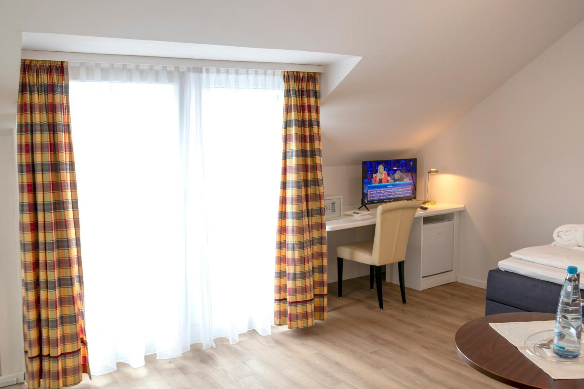 Golf- Und Wellnesshotel Amtsheide Bad Bevensen Exteriör bild