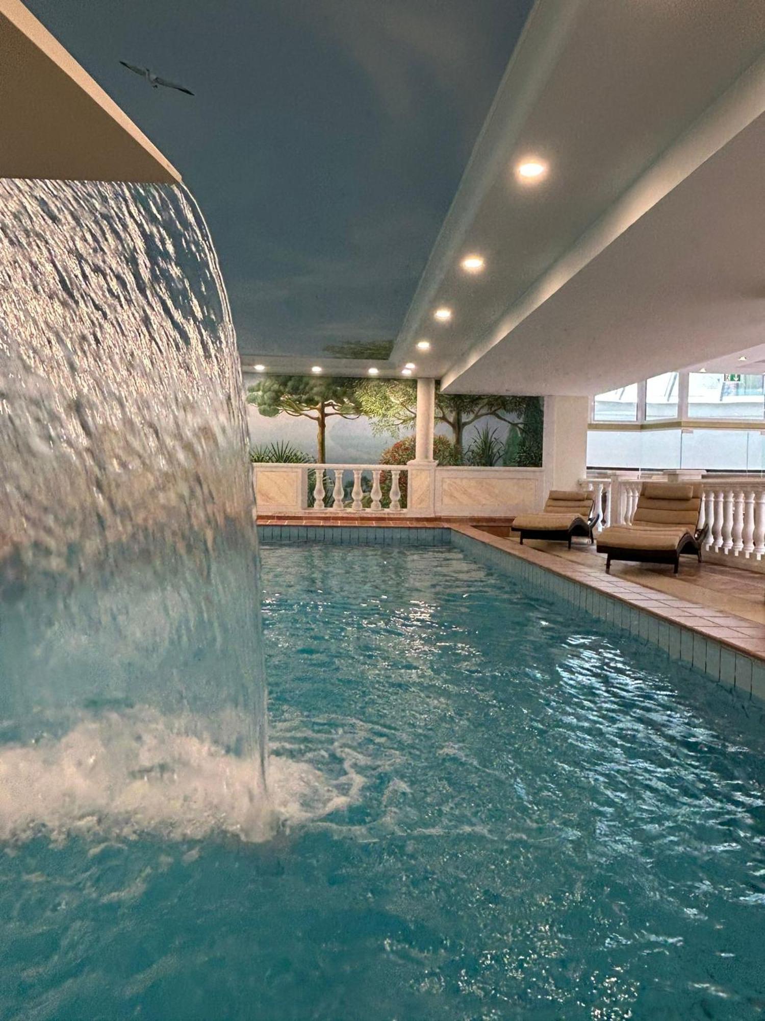 Golf- Und Wellnesshotel Amtsheide Bad Bevensen Exteriör bild